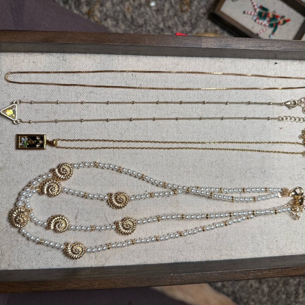 Gold Tone Necklace Lot – 4 Piece Bundle
